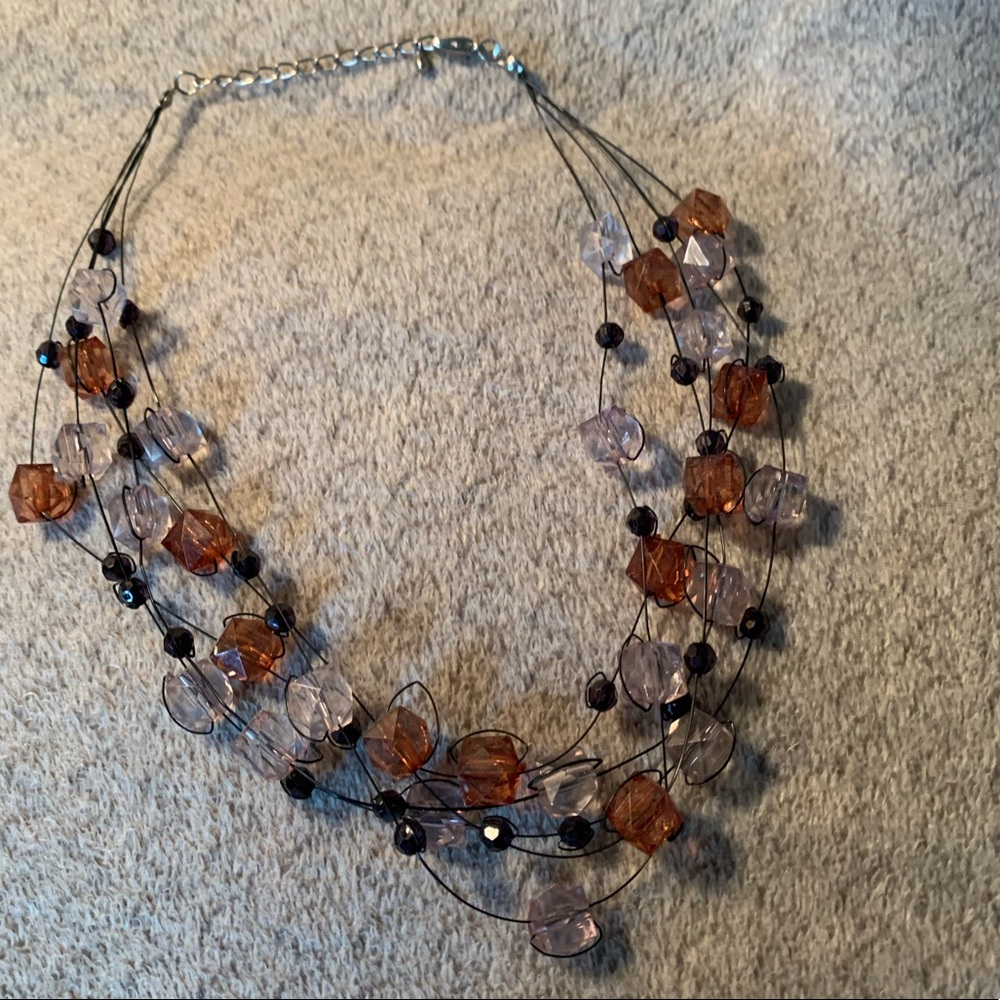Women’s bead stone necklace
